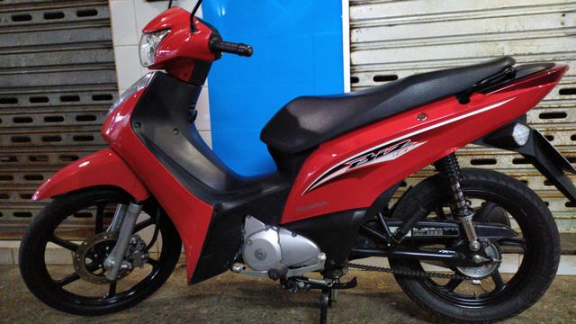 Biz- Ex125 ano=2017/2017 apenas 7.200km rodados estado de nova - Foto 2