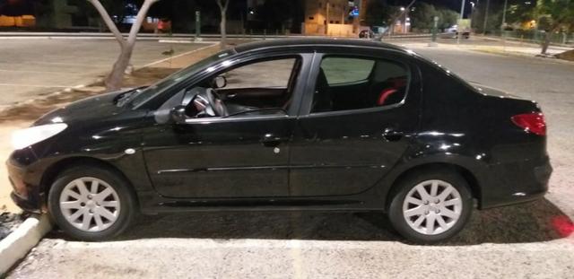 Peugeot 207 Passion (sedan) 1.6 Flex 16v 2010 - Foto 11