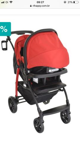 Carrinho de bebê e bebê conforto