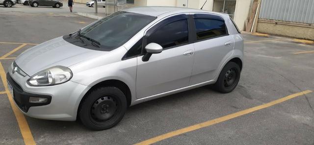 Lindo Fiat Punto 2016 1.4 Quitado Financio pelo banco - Foto 4