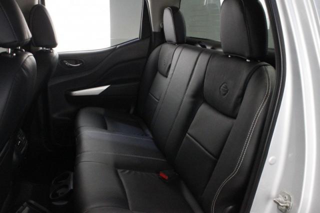 NISSAN FRONTIER 2.3 16V TURBO DIESEL SE CD 4X4 AUTOMÁTICO - Foto 7