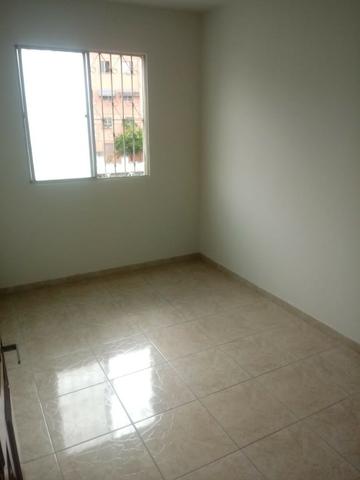 Apartamento por 110 mil, em André Carloni - Foto 8