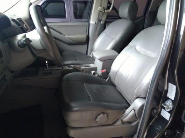 NISSAN FRONTIER LE CD 4X4 2.5 TB DIESEL AUT. - Foto 8