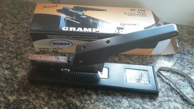 Grampeador profissional