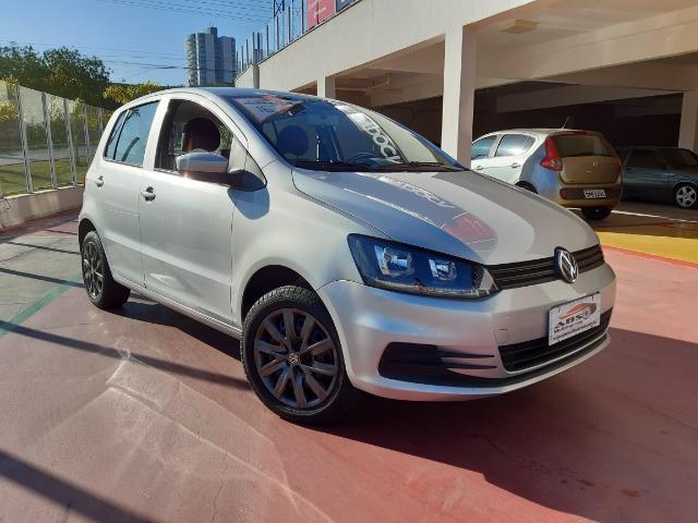 NJ Volkswagen Fox TrendLine - Baixo KM - Completo - 2016