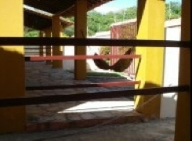 Casas c/piscina a 300m da praia