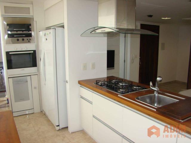 Apartamento quadra mar na Barra Sul, 2 dormitórios sendo 1 suíte, opção para 3º dormitório - Foto 13
