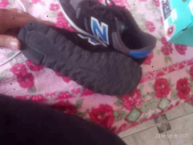 2 tenis por 200