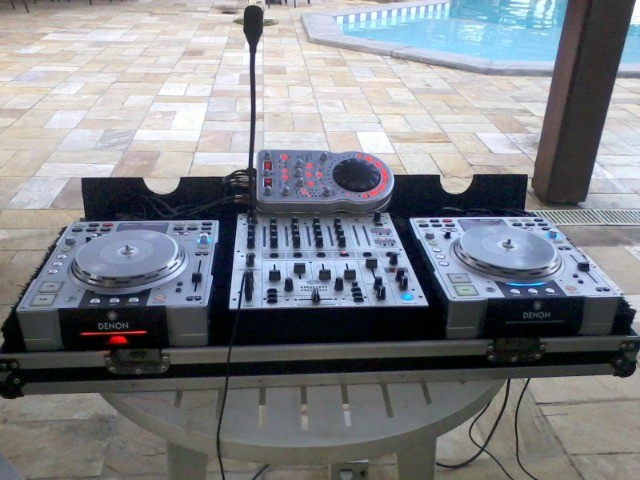Locação de Som, Luz e DJ para festas e eventos em geral, - Foto 2