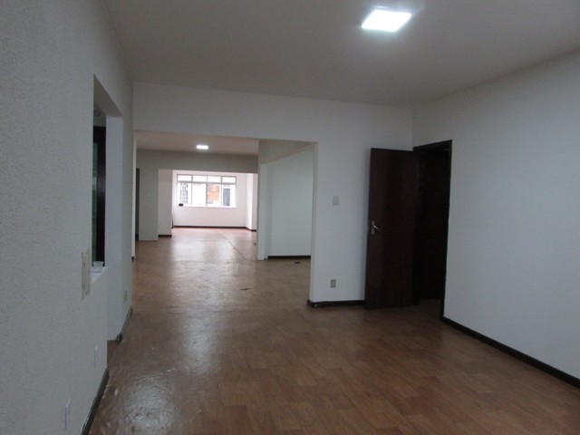 Comercial para alugar por R$ 4500.00, 263.00 m2 - CENTRO - PONTA GROSSA/PR - Foto 3