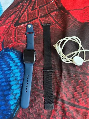 Apple watch series 2 hotsell 42mm olx