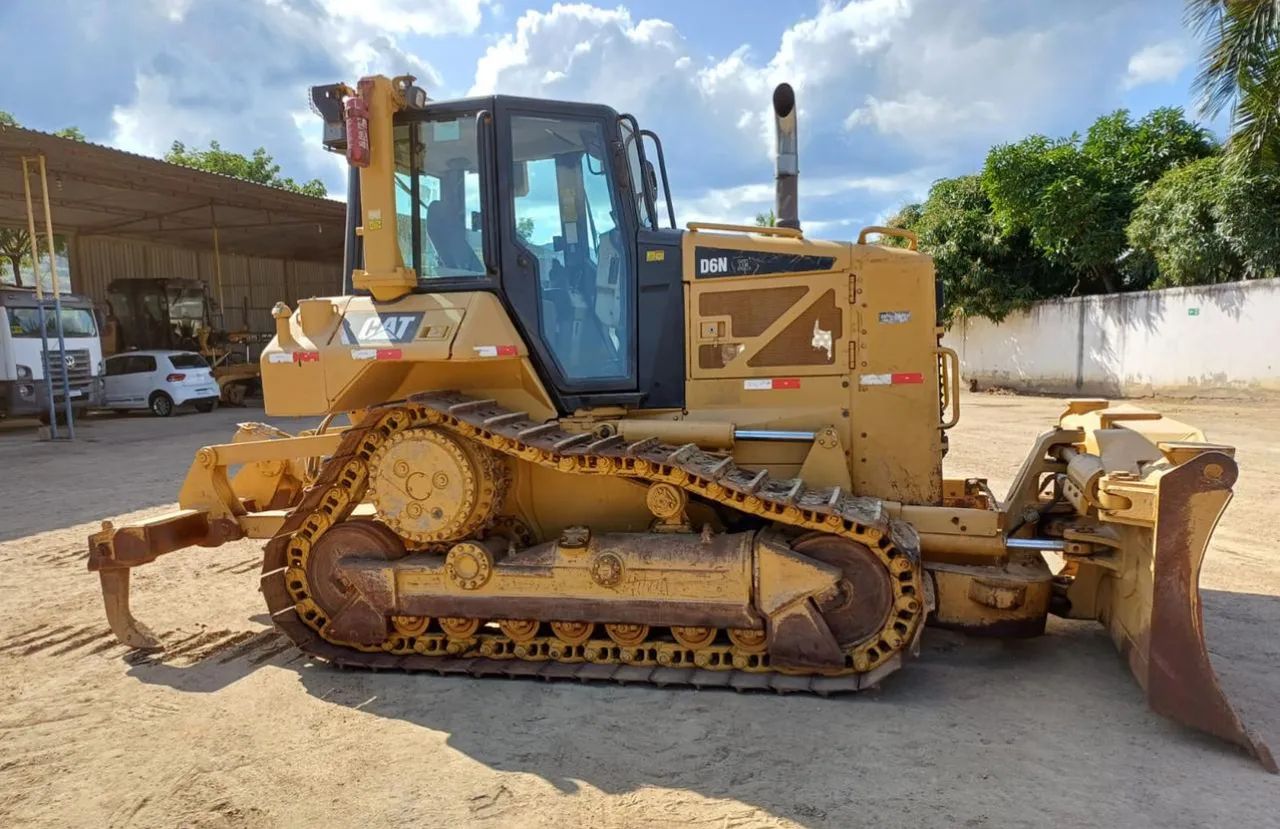 Trator de Esteira Caterpillar D6N XL ano 2013 com 8400 horas, na Bahia - Foto 2