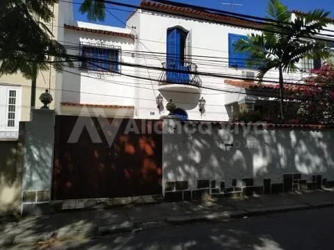Botafogo | Casa 5 quartos, sendo 1 suite - Foto 4