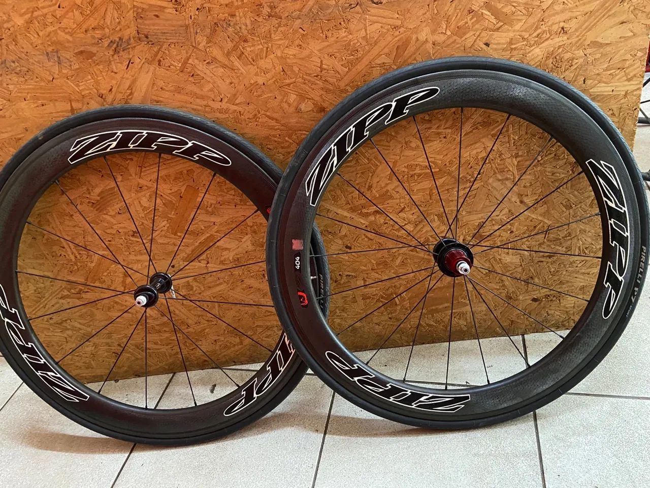 Rodas de Carbono Zipp 404 - Foto 2