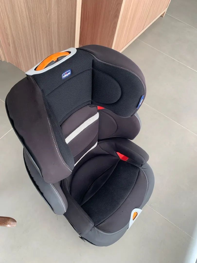 Cadeira de carro Chicco Oasys Evo para crianças de 15 a 36 kg - Foto 3