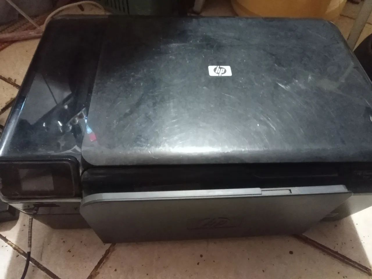 Impressora multifuncional HP C-4680 com fonte funciona parcialmente