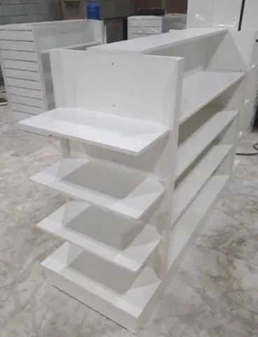 GÔNDOLA EXPOSITORA CENTRAL - 100% MDF  - Foto 2