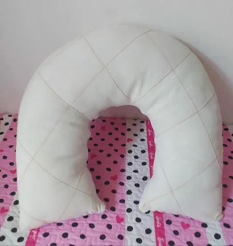 Kit berço completo c/ almofadas, almofada de amamentação, ninho, porta treco e saco. - Foto 3