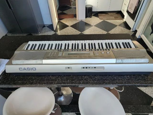Teclado Eletrônico Casio WK-200 Importado - Foto 2