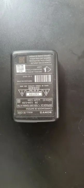 Carregador de Bateria Sony BC-CSGD