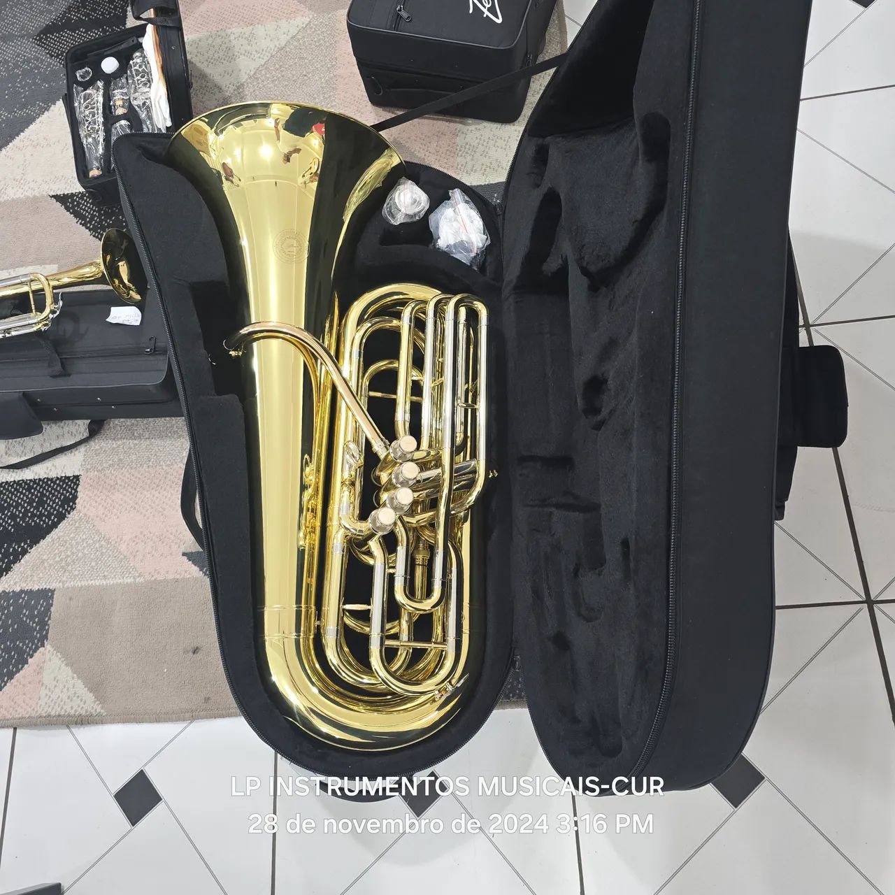 Tuba 4/4 - Foto 3