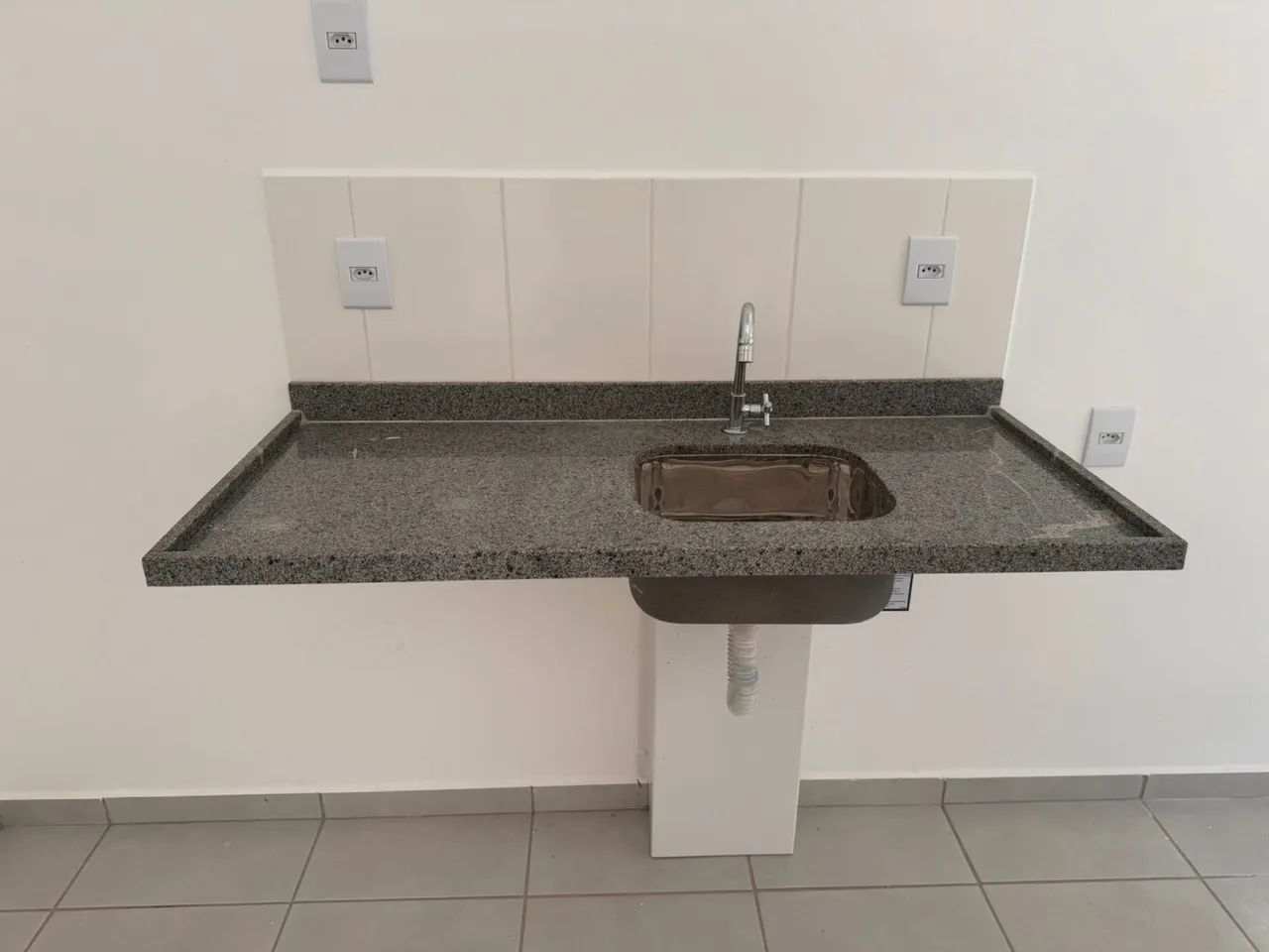 Vasos sanitários, pias com cubas. - Foto 4