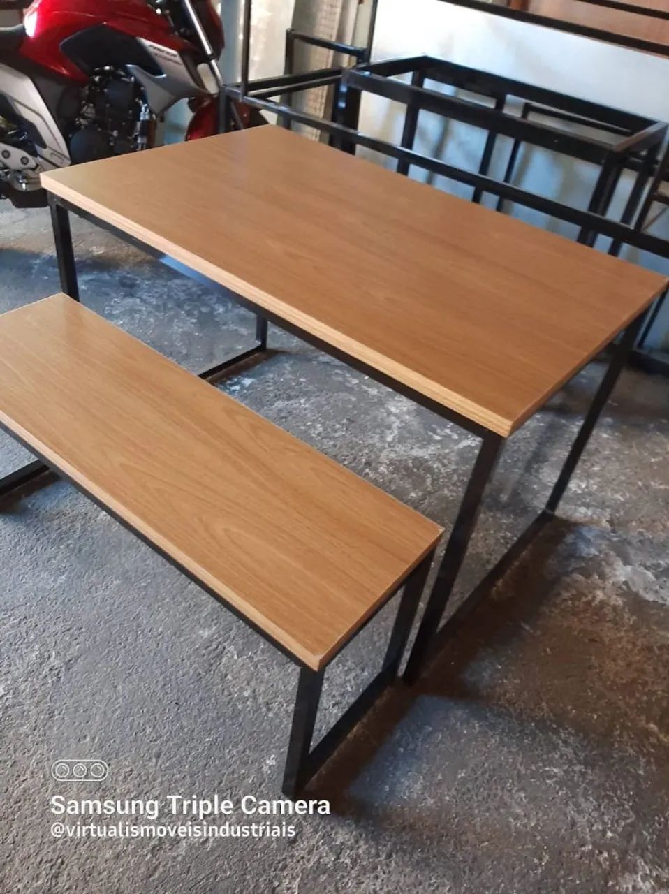 Mesa de Jantar com banco estilo industrial  - Foto 3