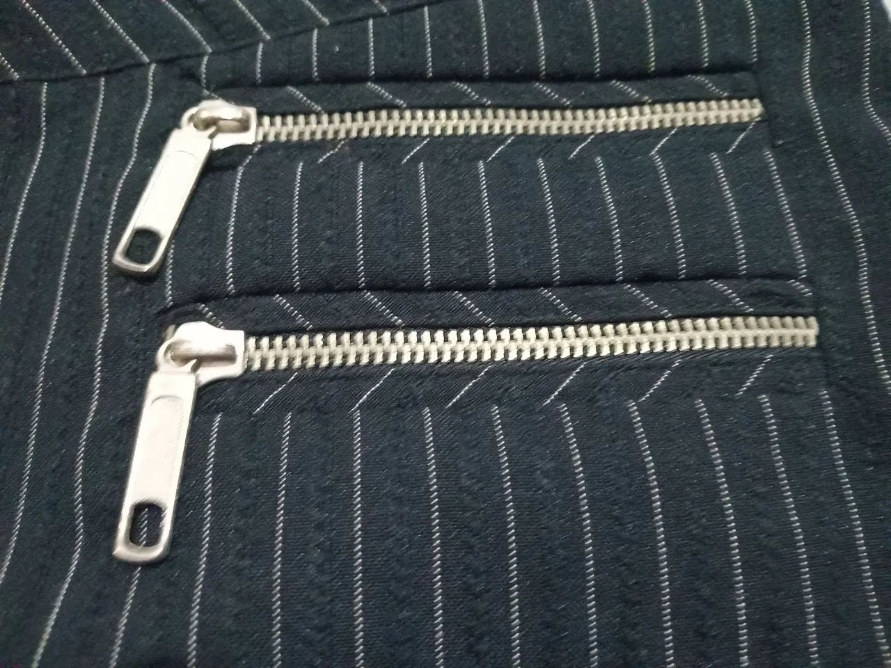 Shorts de Pinstripe com Zíperes - Foto 3