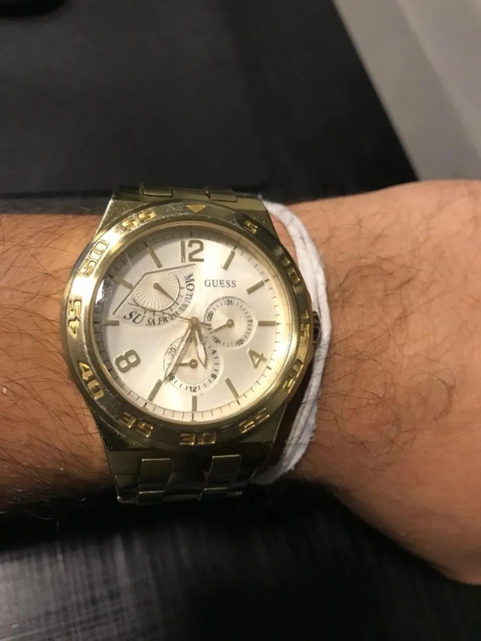 Relógio Guess Dourado - Foto 2