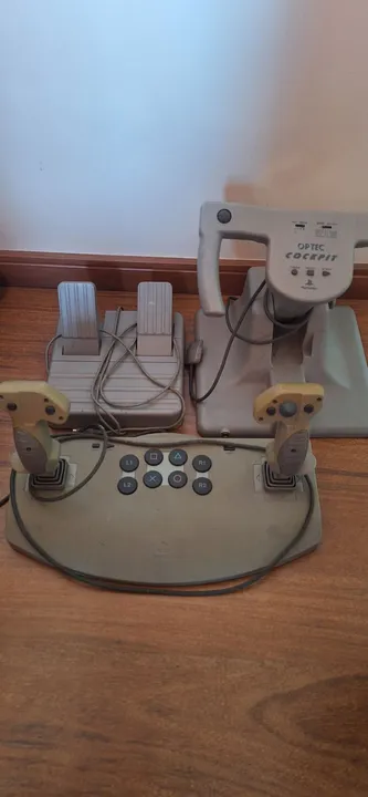 Volate optei e manche simulador de avião para Playstation one (1)