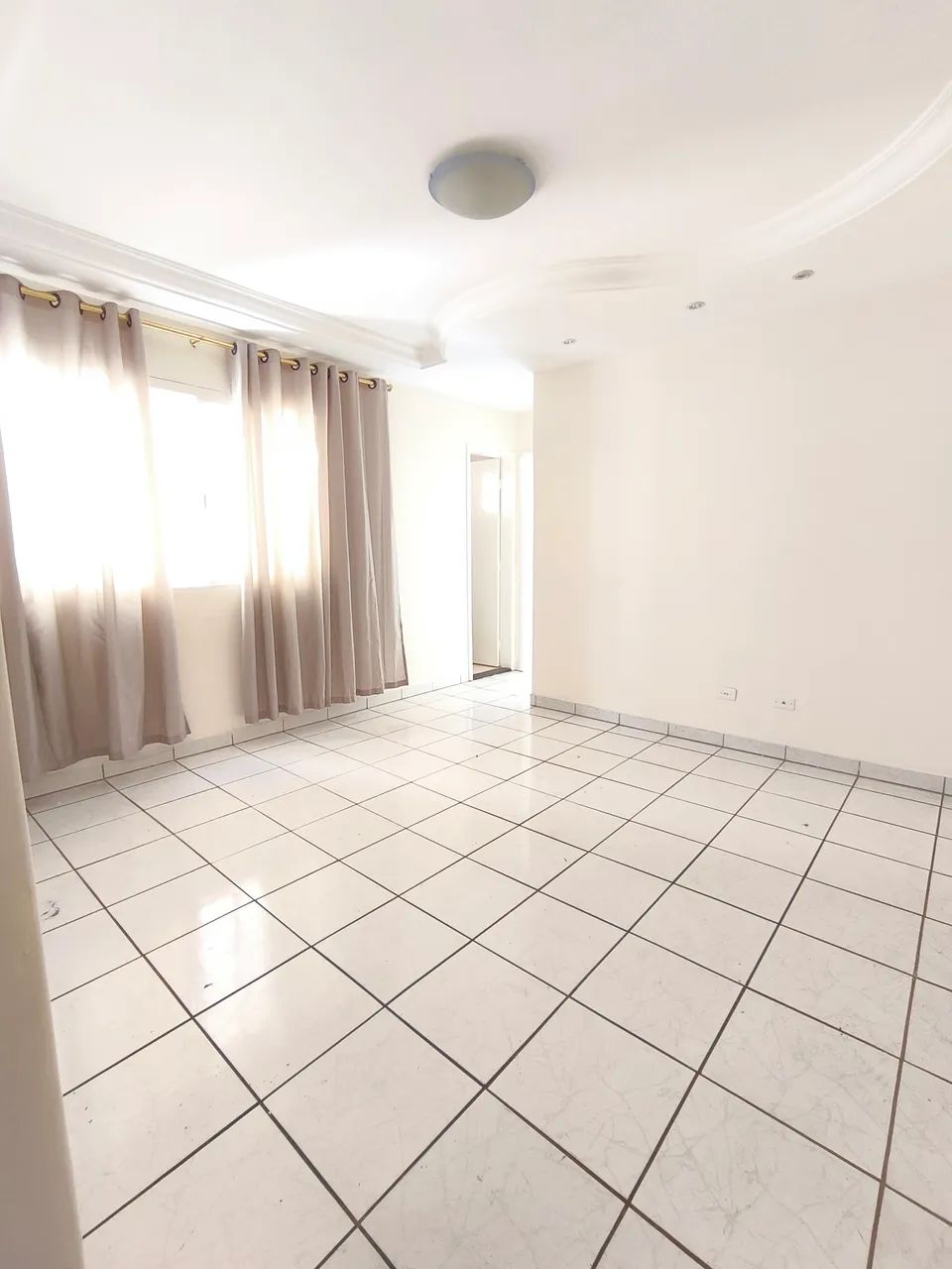 Imóvel para aluguel tem 60 metros quadrados com 2 quartos em Setor Bueno - Goiânia - GO