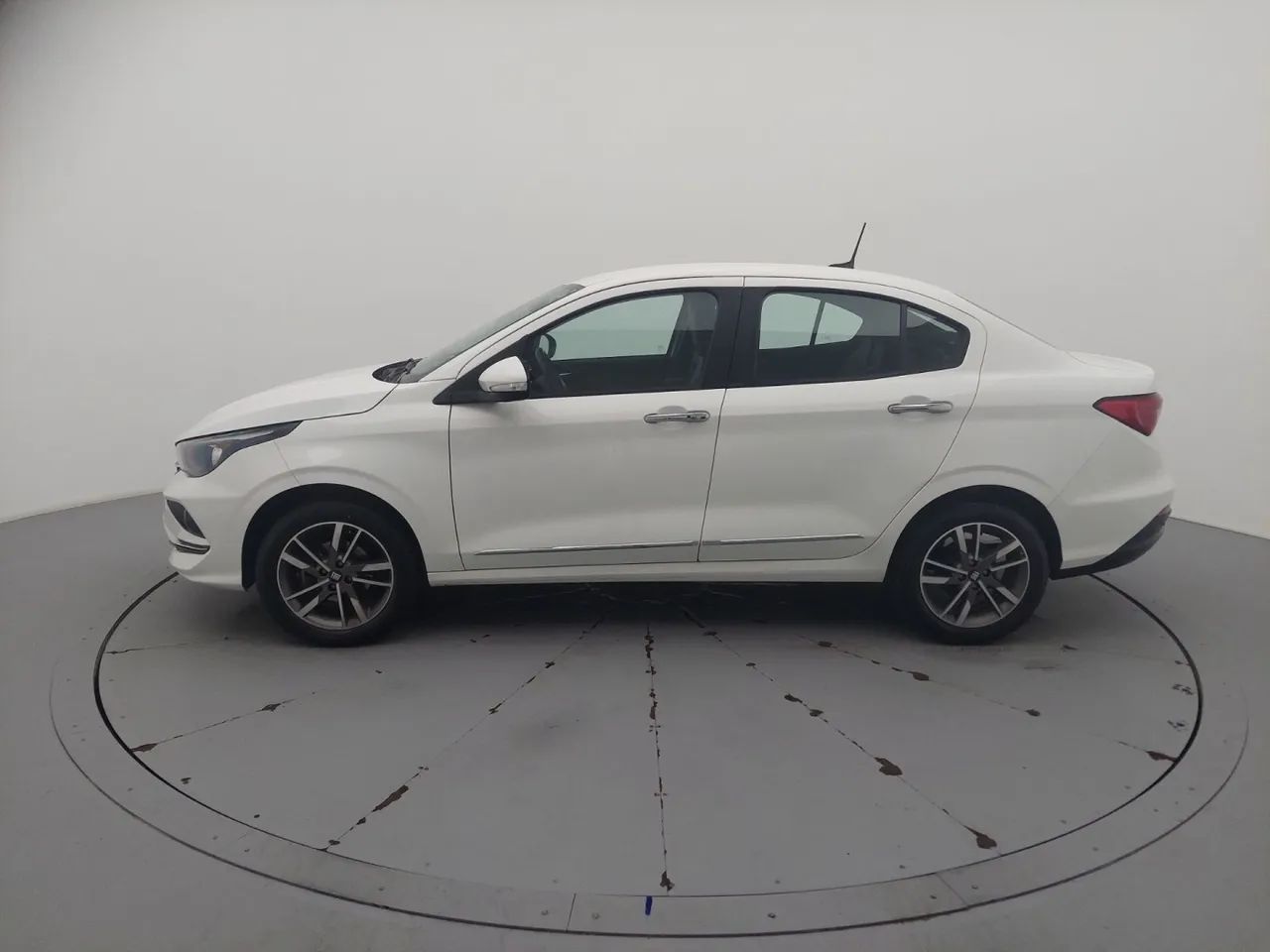 Fiat Cronos Precision 1.8 16V Flex Aut. 2024 - Foto 2