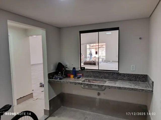 ALUGO GALPÃO NO CENTRO COM 200m² - Foto 5