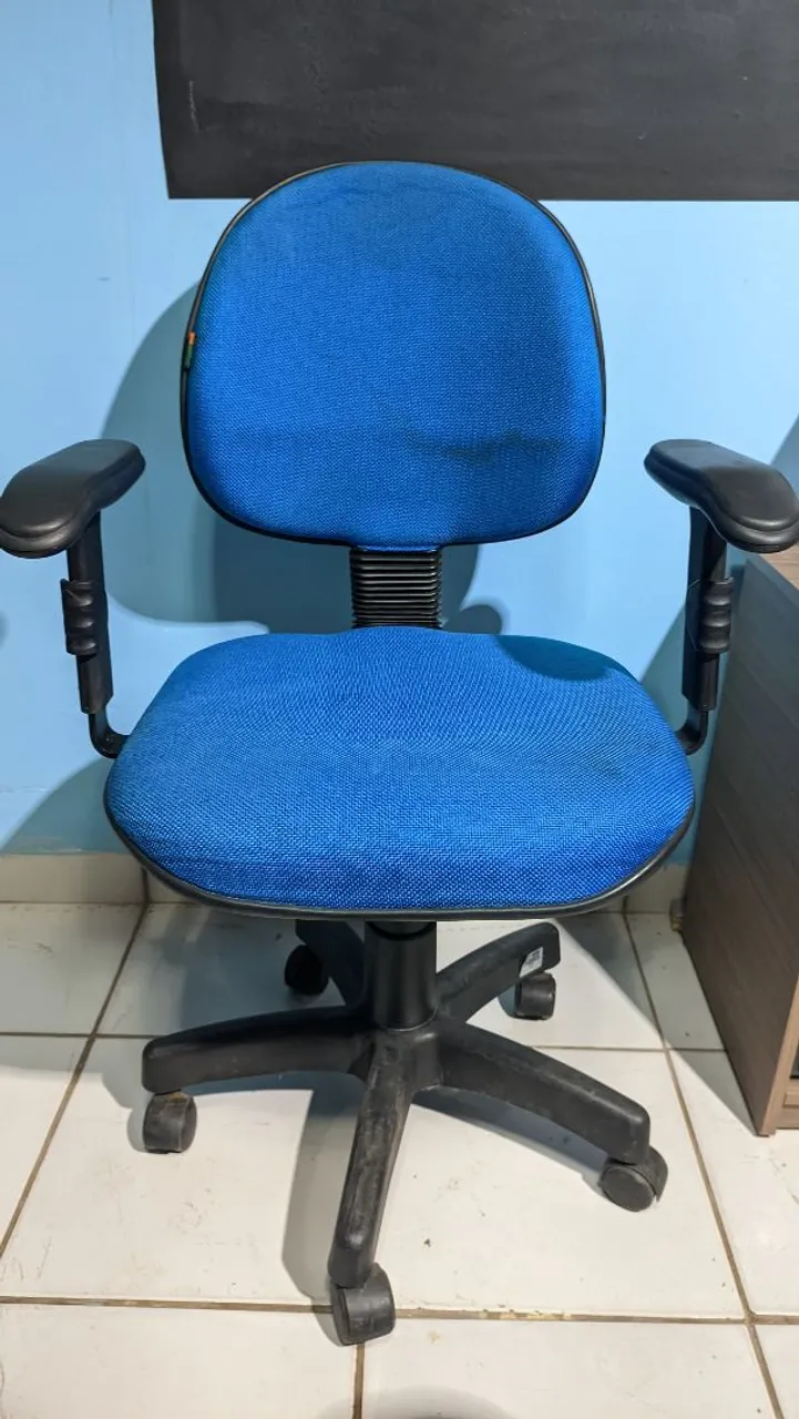 Cadeira de Escritório com rodinhas