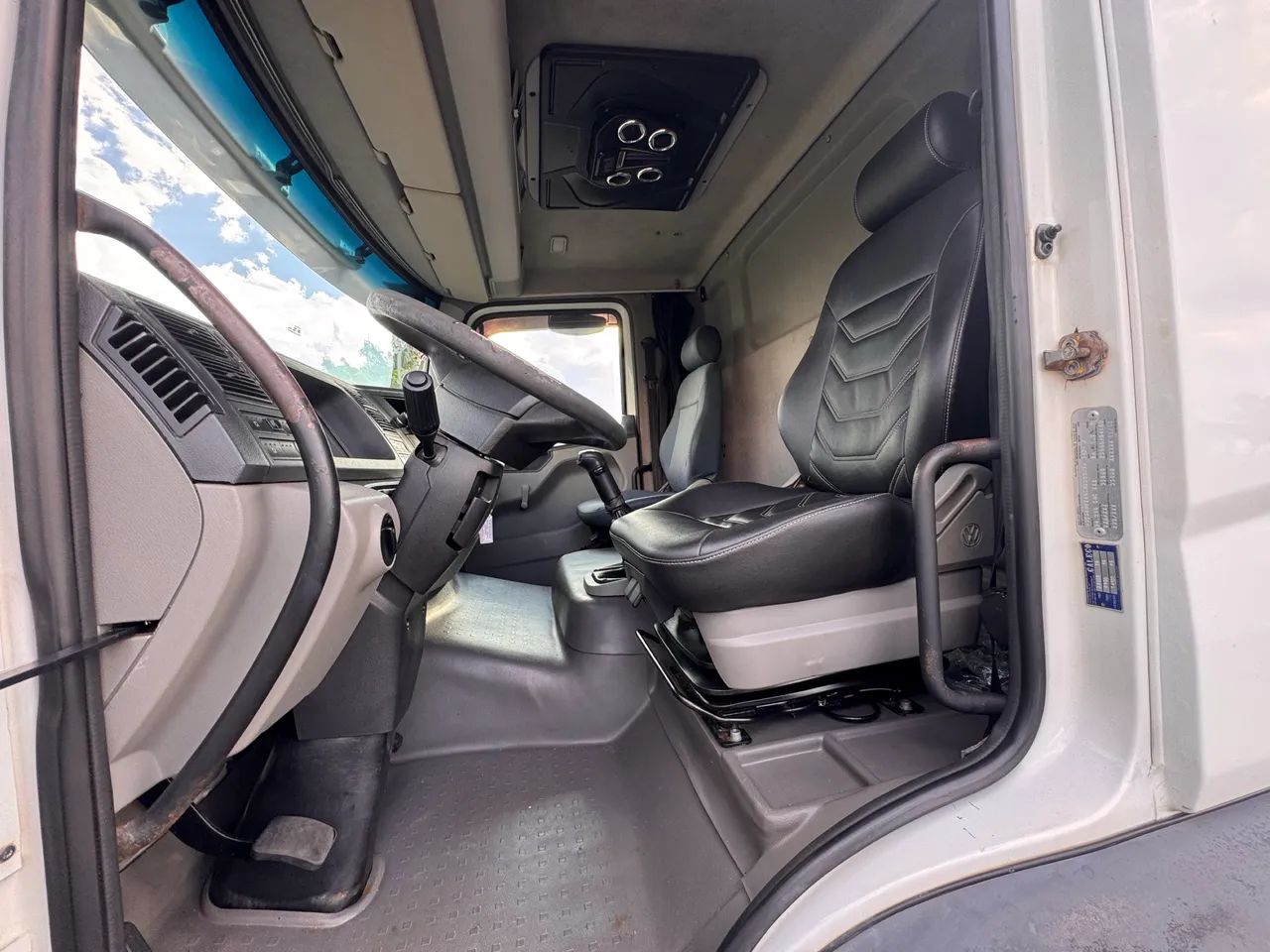 VW 24250 ANO 2011/12  - Foto 9