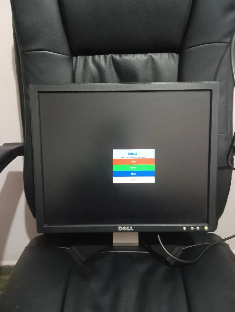 Lindo Monitor GAMER Dell 17"