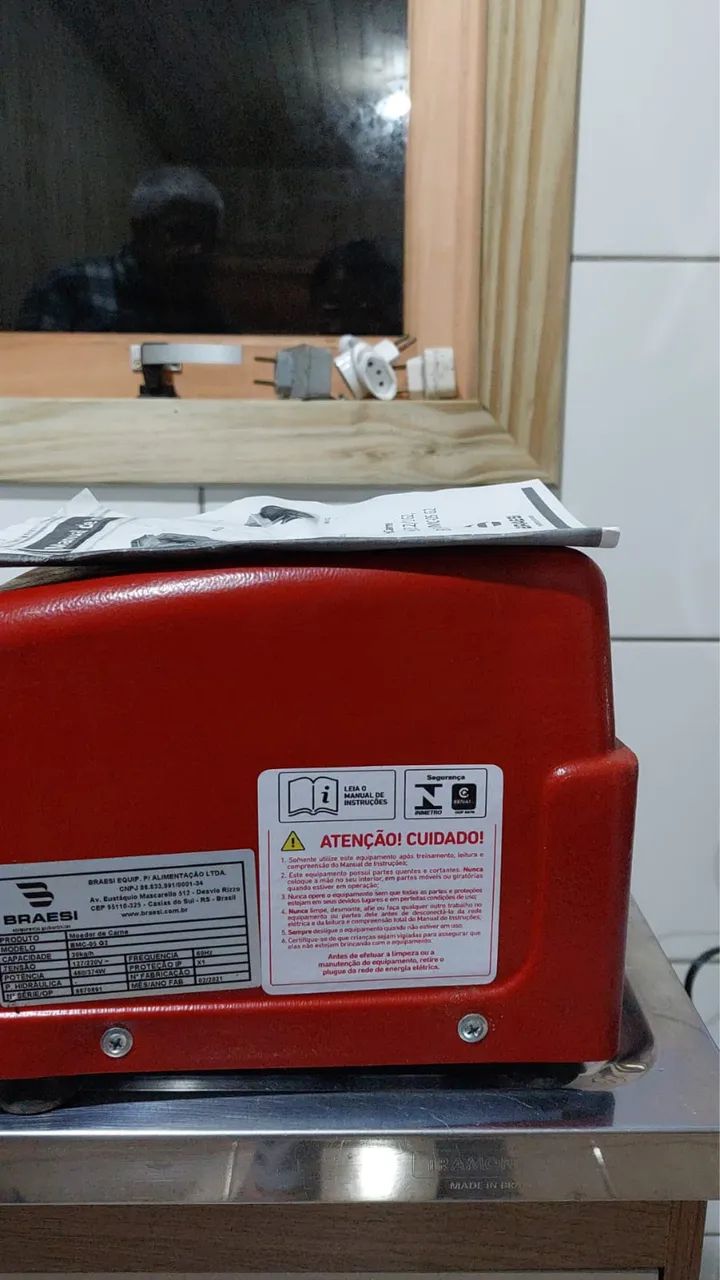 Moedor de Carne Bivolt Braesi - Foto 4