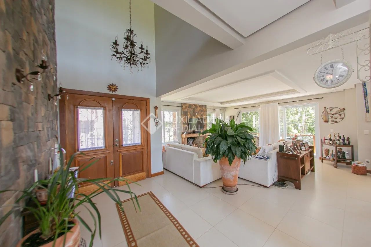 CASA ALTO PADRÃO PROXIMA AO PORTICO DE GRAMADO - Foto 2