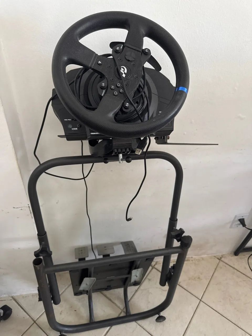 Volante Thrustmaster T300RS GT Edition com Suporte