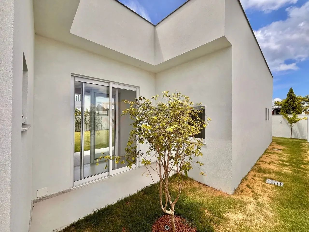 JHU-Oportunidade no Alphaville Jacuhy  Incrível casa linear de alto padrão com 4Q sendo 3  - Foto 4