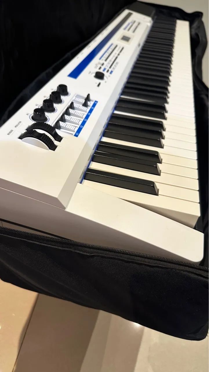 Stage piano px5x na caixa zero - Foto 2