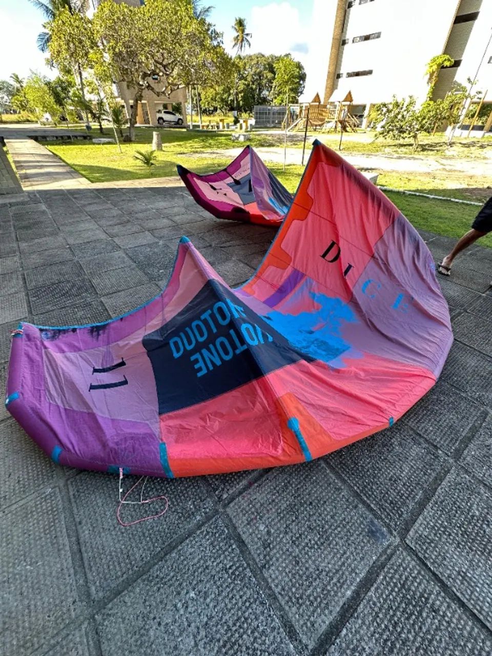 Kitesurf duotone dice 11 revisado (Kite, mochila, barra e bomba)