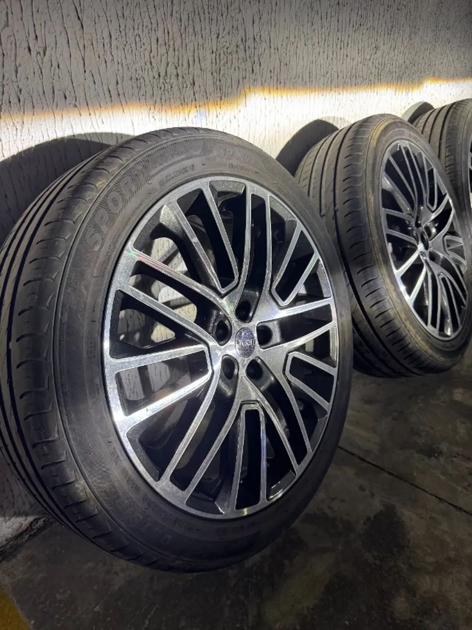 Rodas Jeep aro 20 com pneus novos - Modelo Compass Limited - Foto 3
