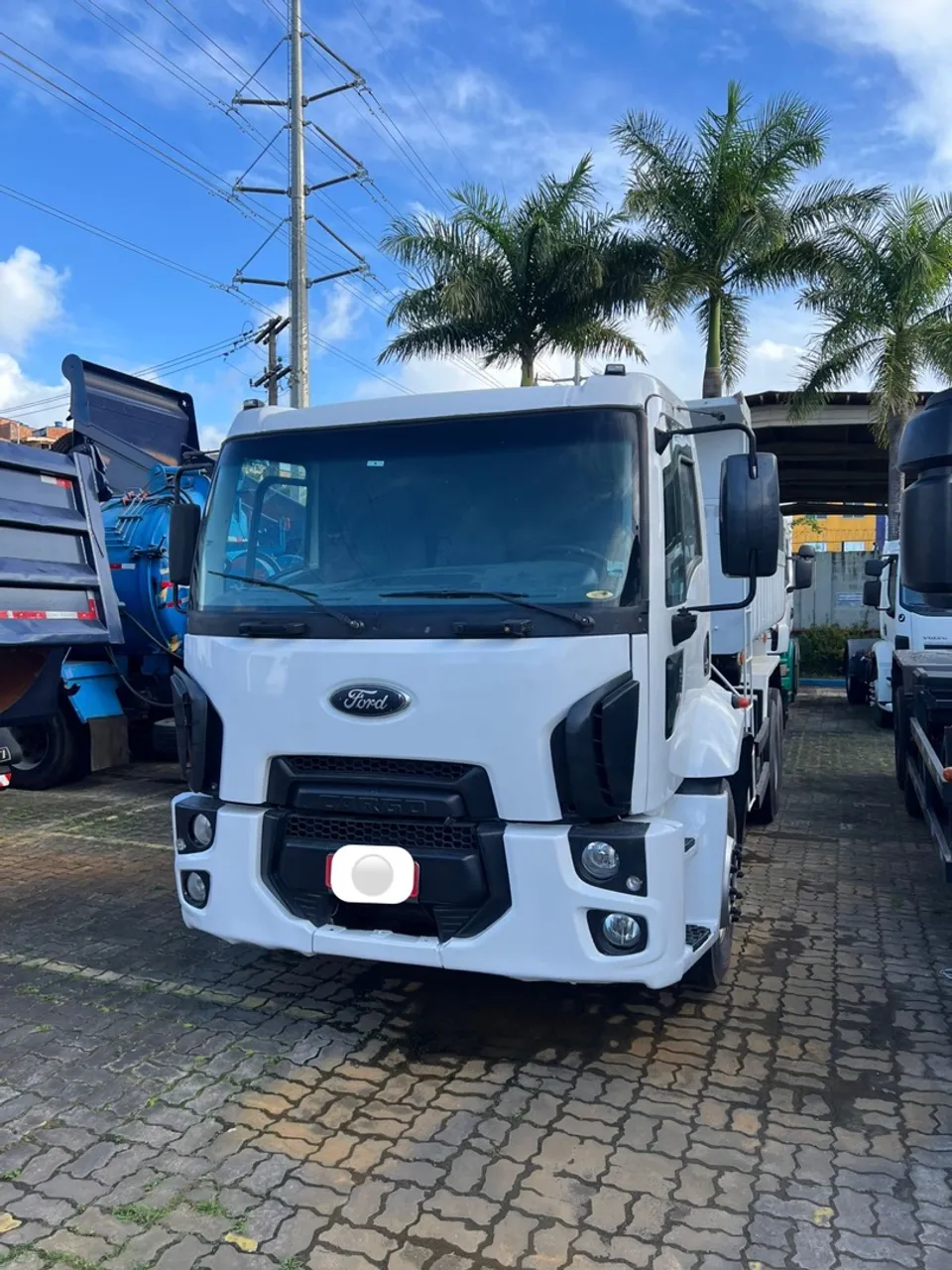 Vendo Ford Cargo 2423 Caminhão caçamba basculante