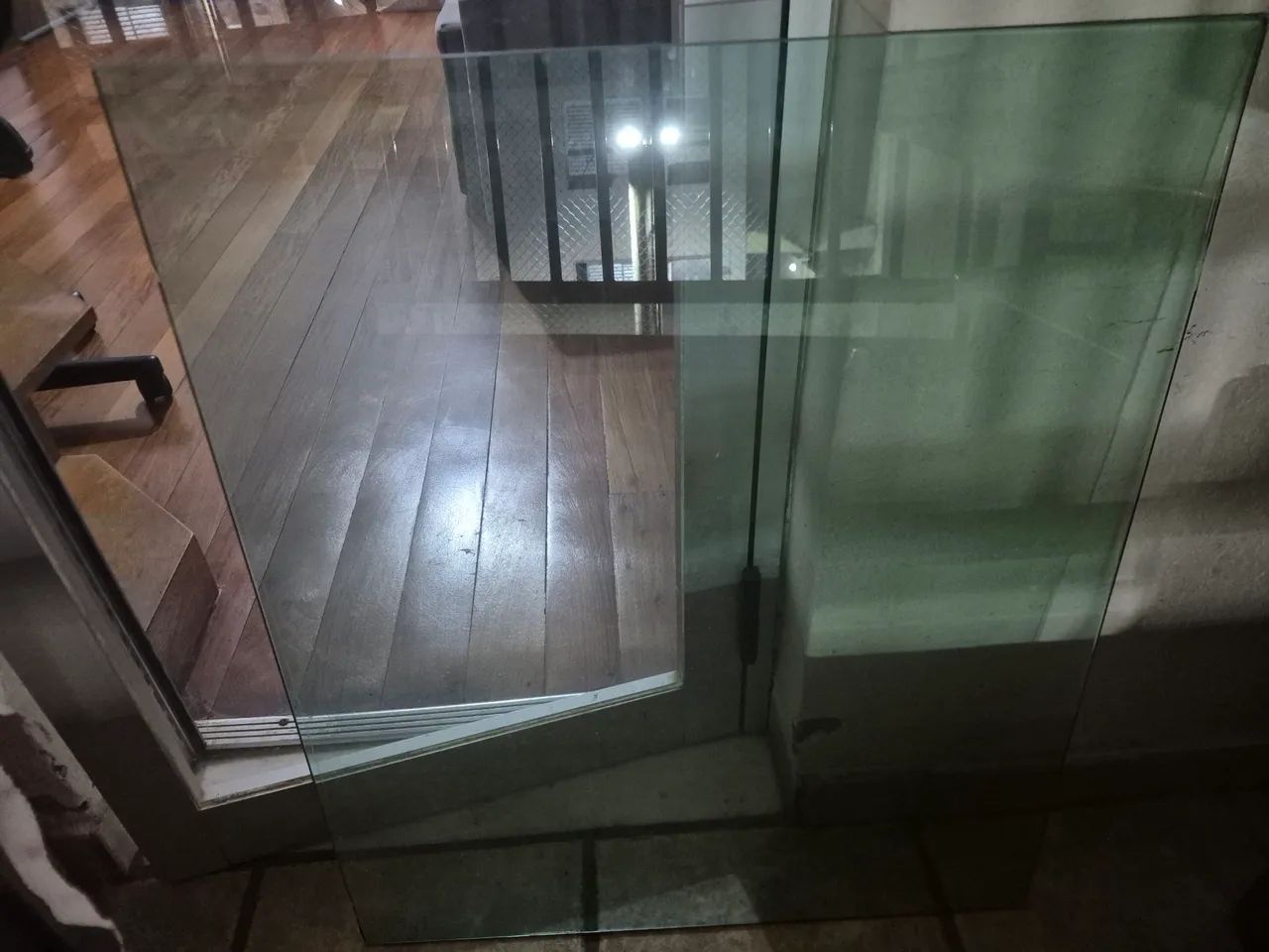 GREENISH-TEMPERED GLASS64750513849475122