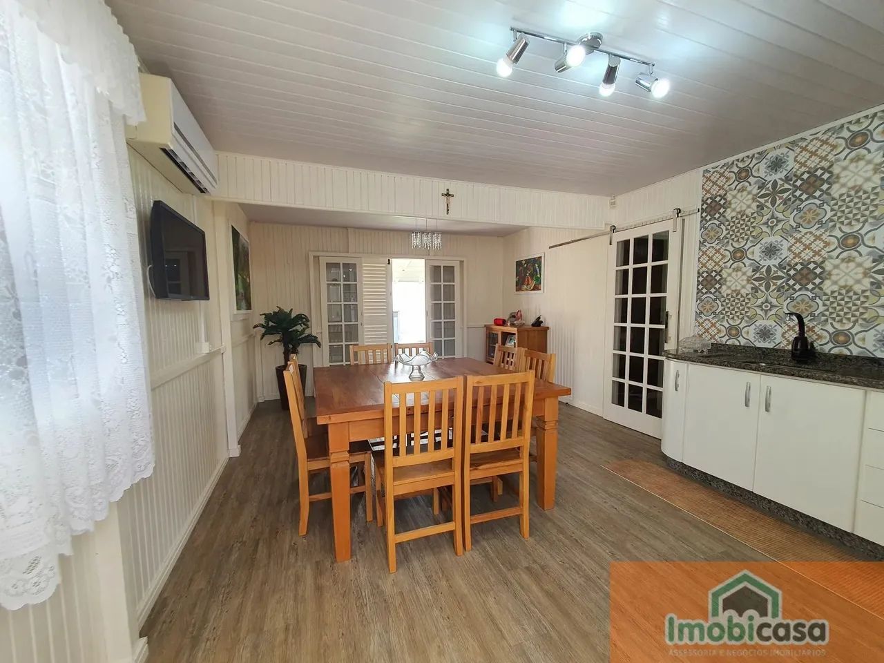 Casa mista de ótimo padrão, com conforto e localização tranquila - Foto 3