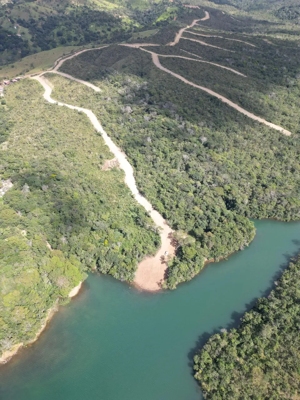 % Lago Corumbá IV |