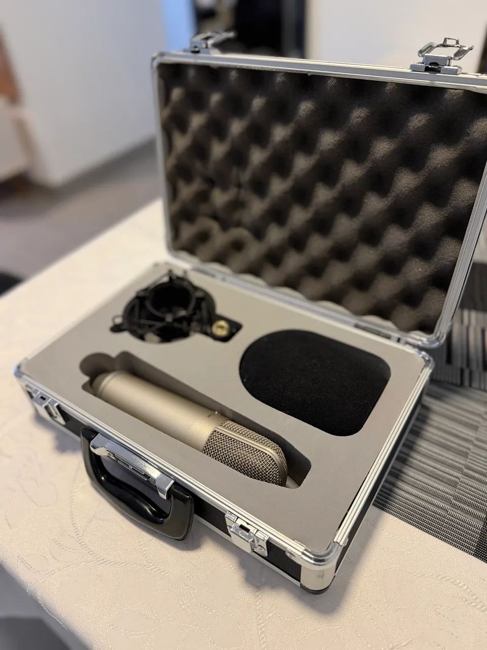 Microfone Condensador B-2 PRO DUAL DIAFRAGMA BEHRINGER