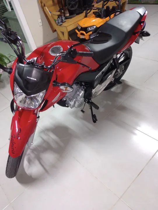 Moto Honda vermelha - Foto 3