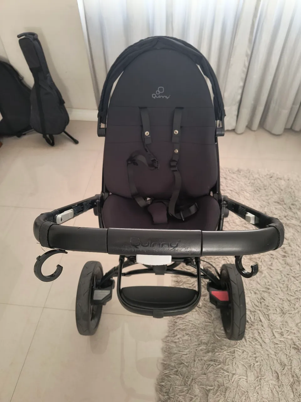 Bebê conforto + Moisés + Carrinho Quinny